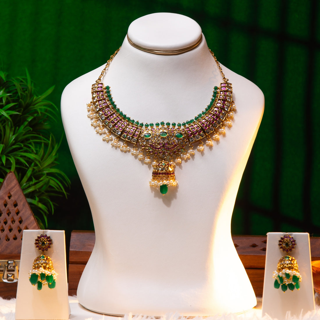 Navratna Pachi Kundan Bridal Set