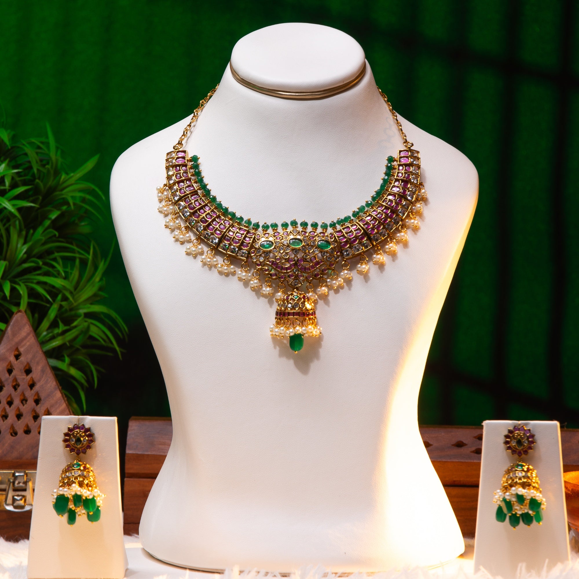 Navratna Pachi Kundan Bridal Set