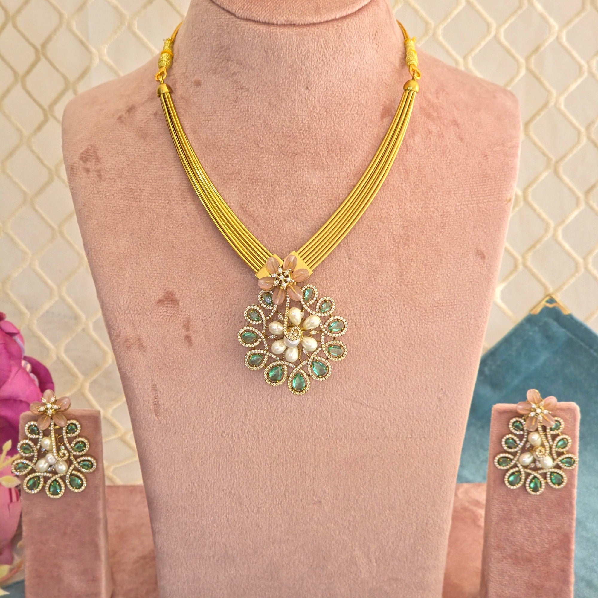 Emerald Pearl Floral Set