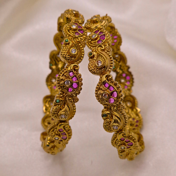 Ruby Paisley Antique Bangle Set