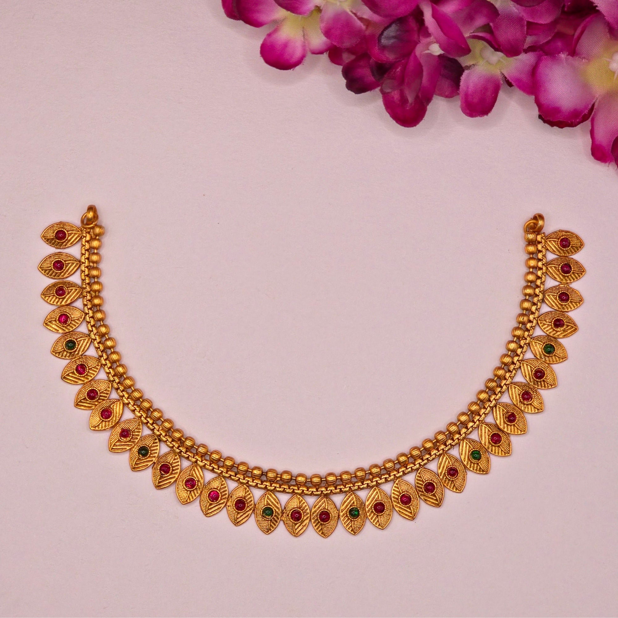 Leaf Motif Antique Choker Set