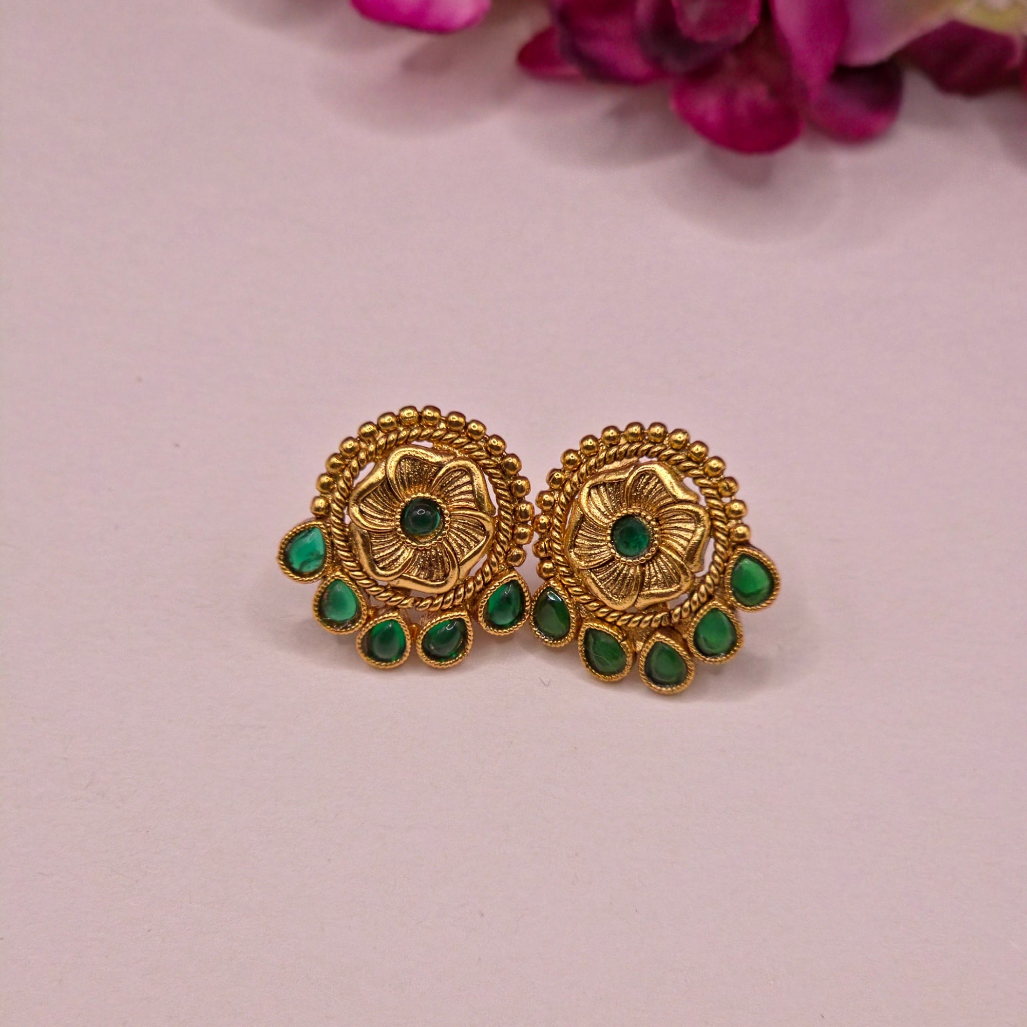 Emerald Floral Antique Choker Set
