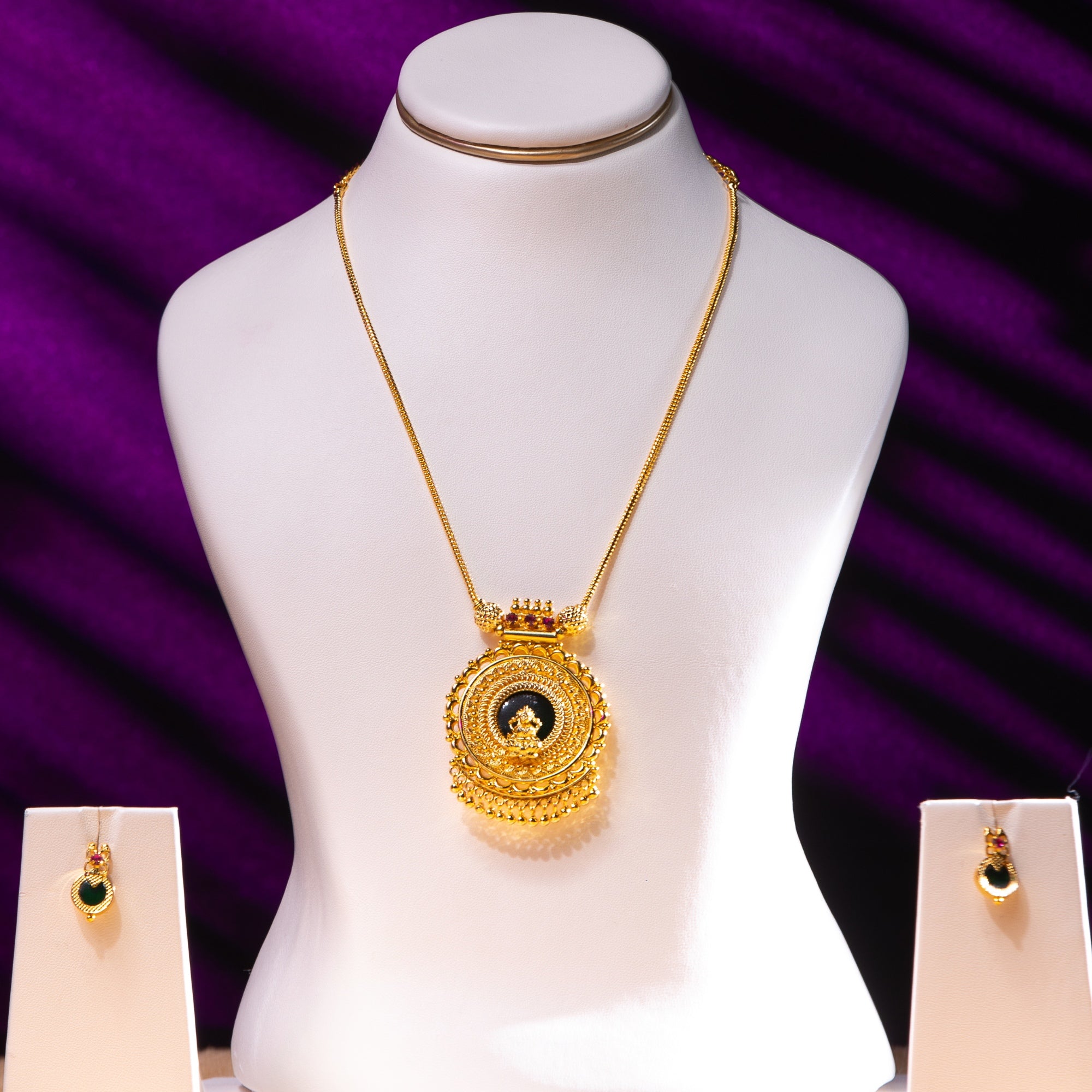 Lakshmi Spiral Mandala Necklace Set