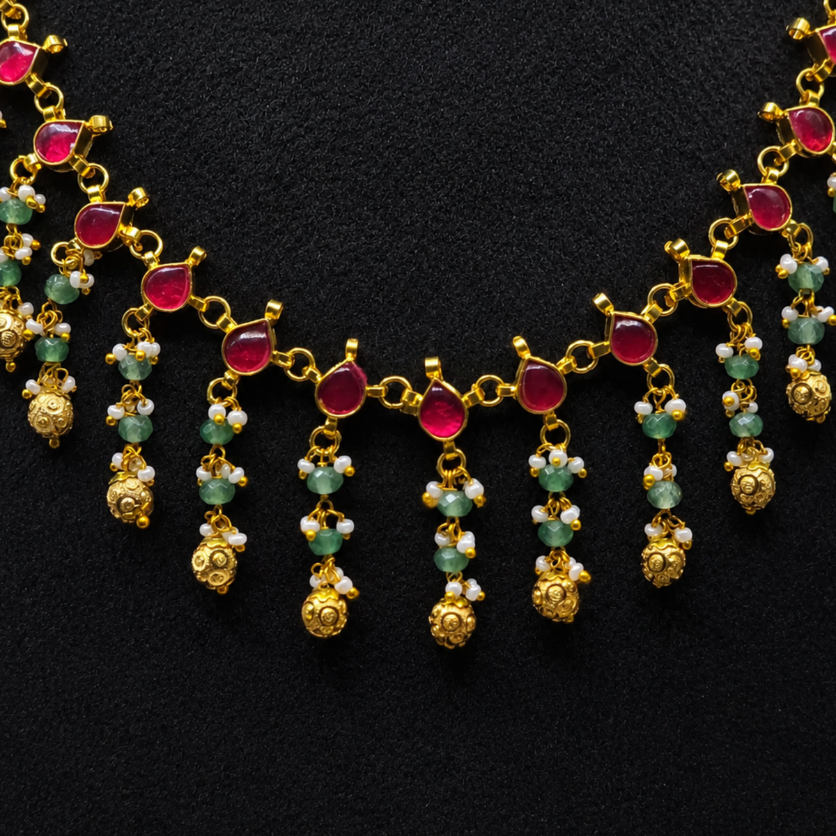 Ruby Green Beaded Necklace Set
