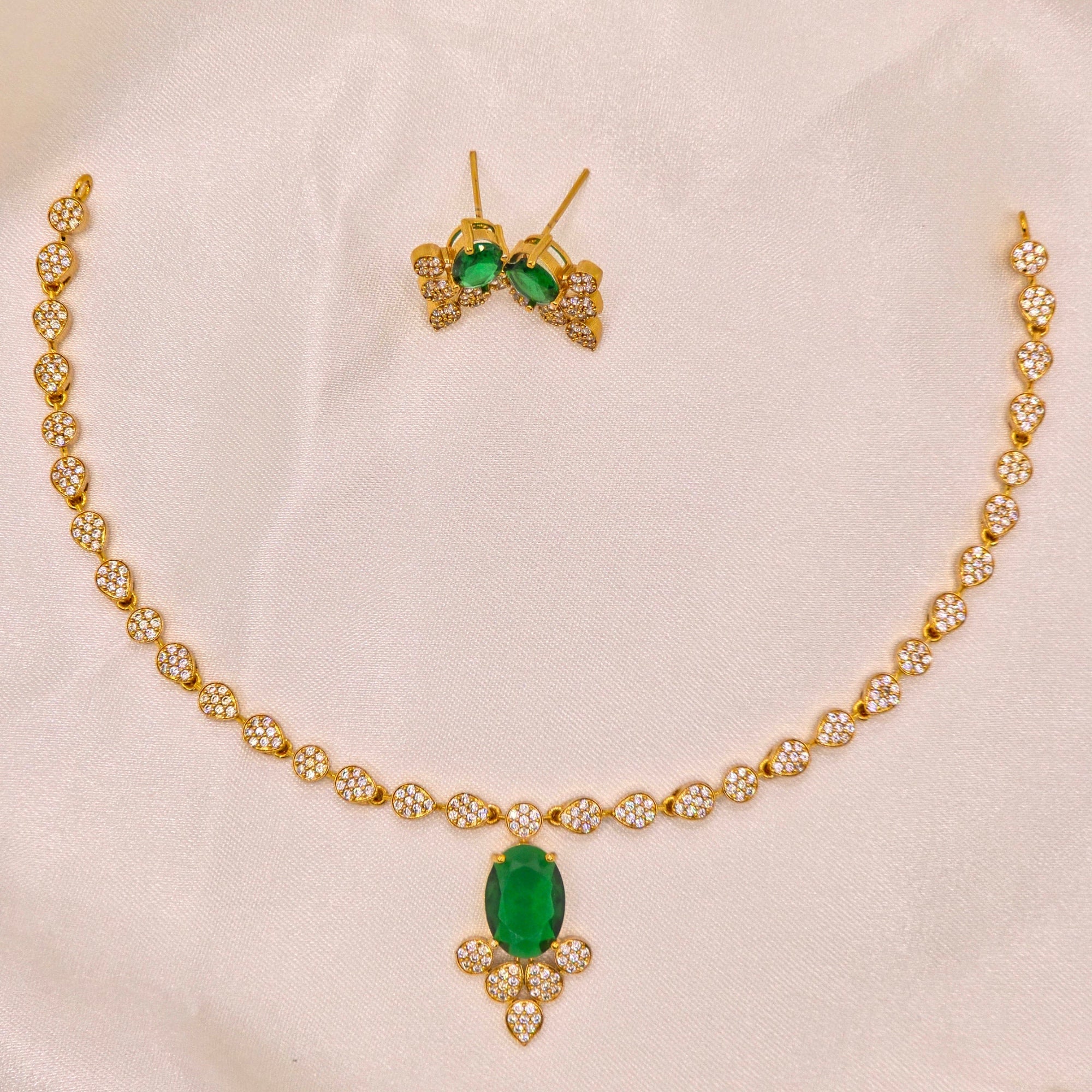 Royal Emerald Vine Drop Necklace Set
