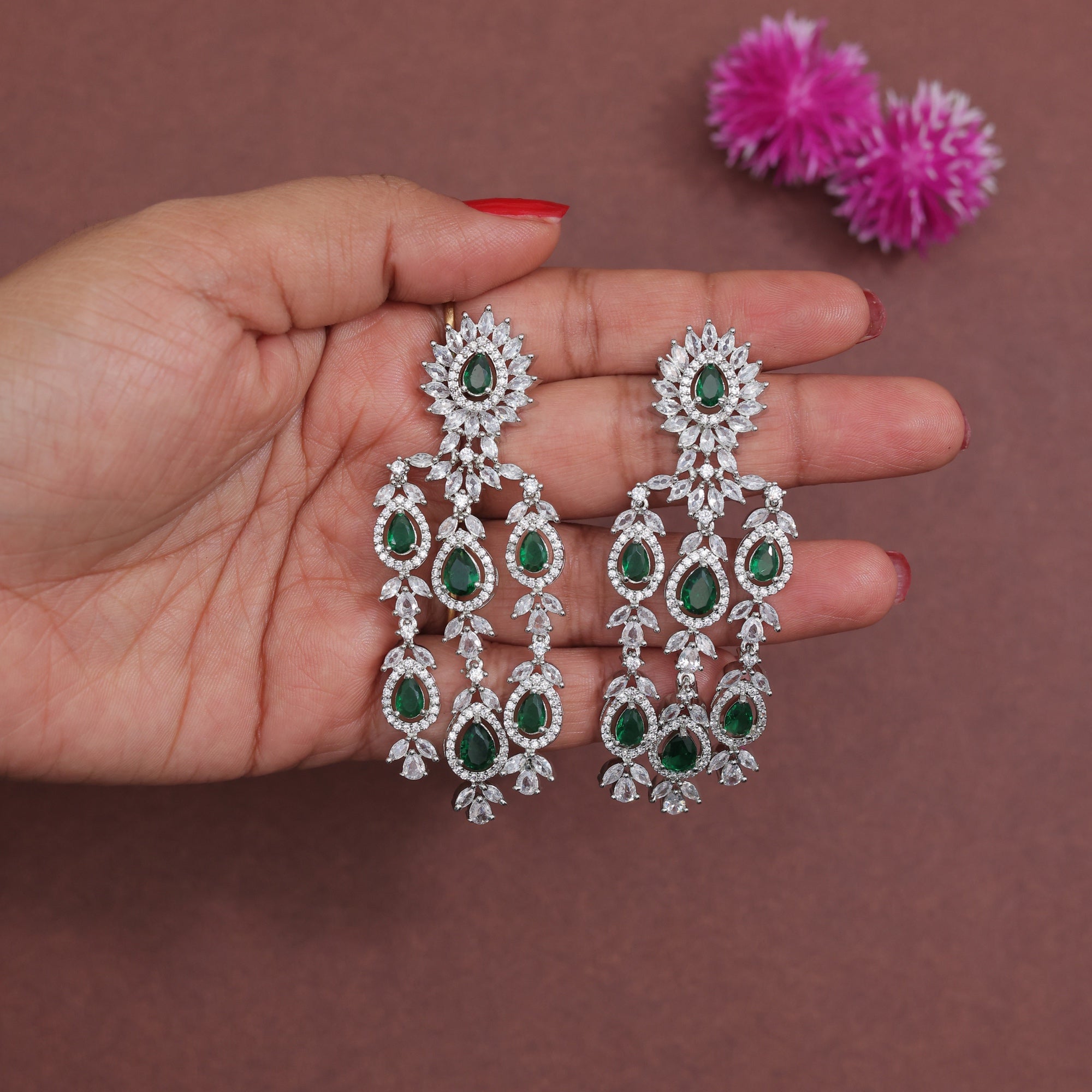 Majestic Emerald Crown Neckpiece