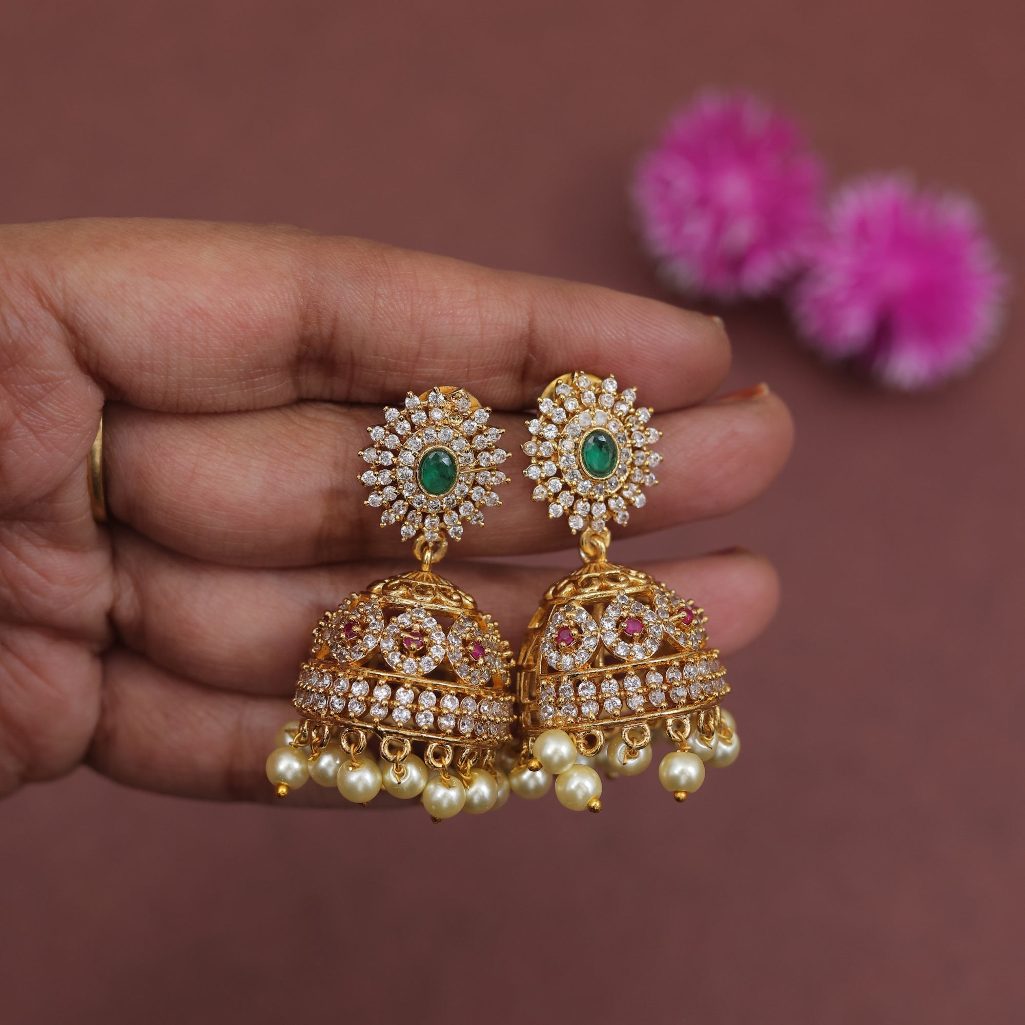 Pearl Emerald Antique Necklace Set