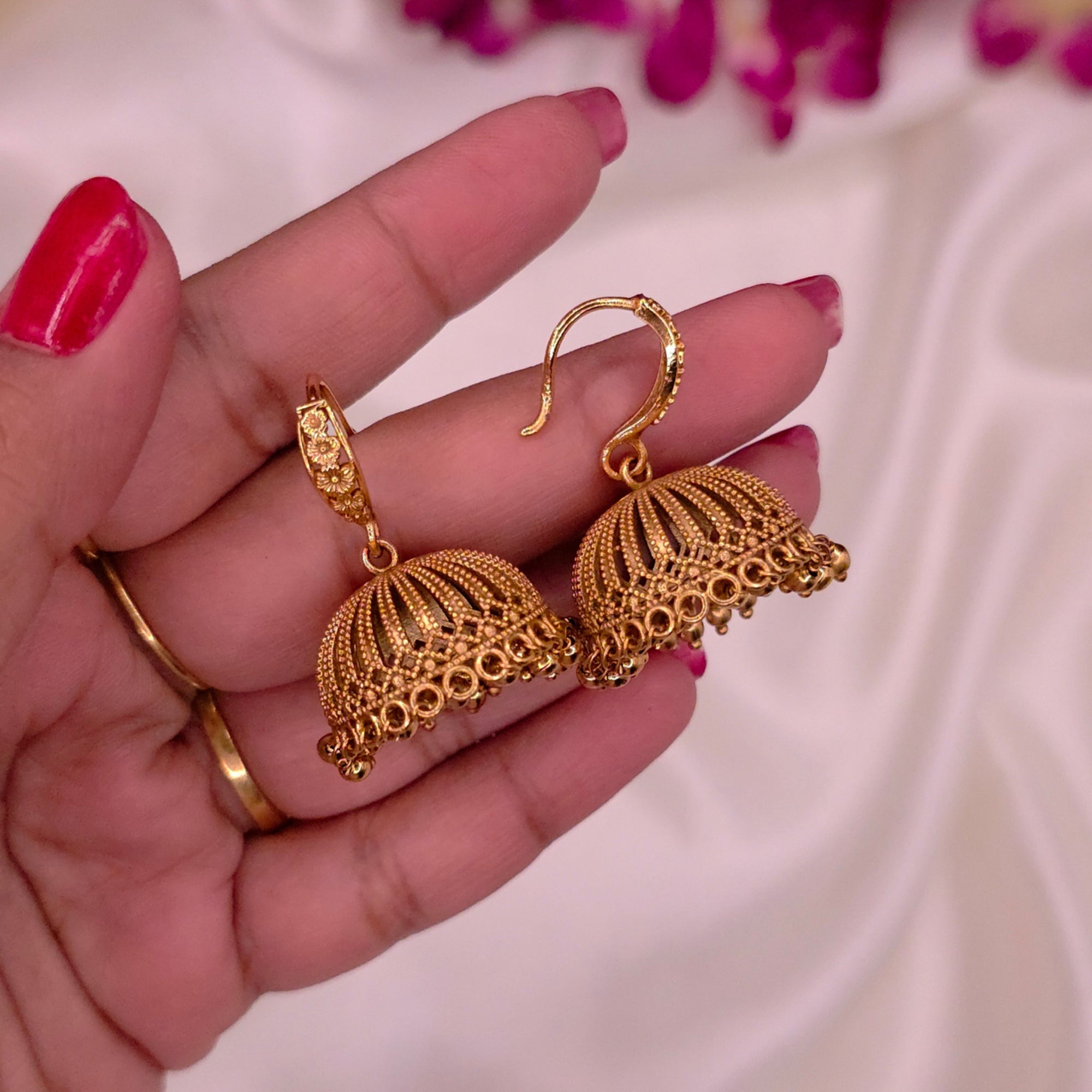 Vintage Floral Dome Jhumka Earrings