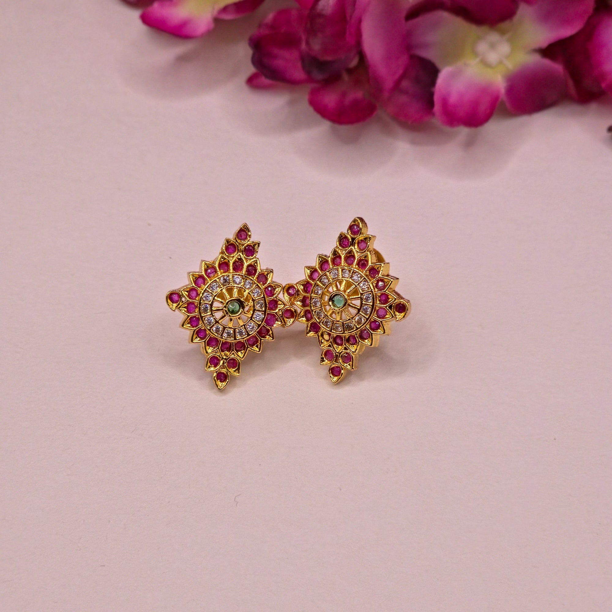Temple Motif Gold Necklace Set