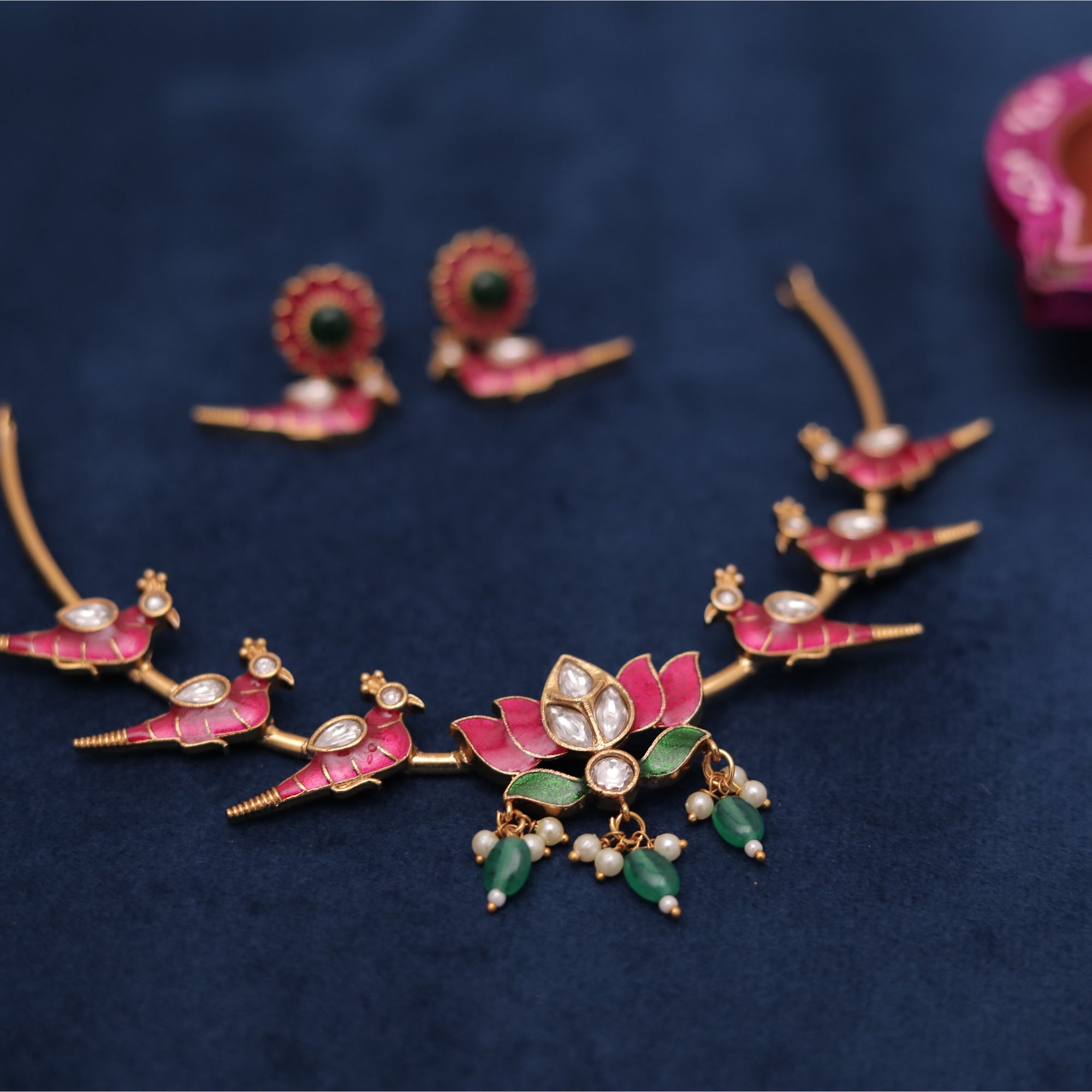 Parrot Hasli Necklace