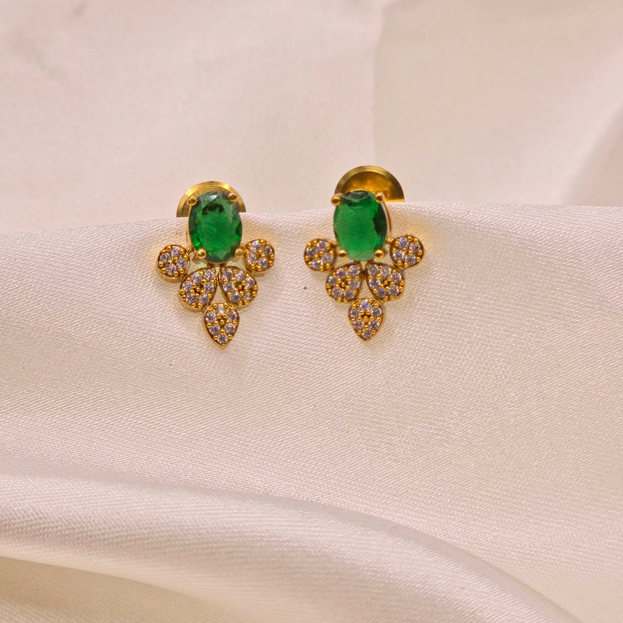 Royal Emerald Vine Drop Necklace Set