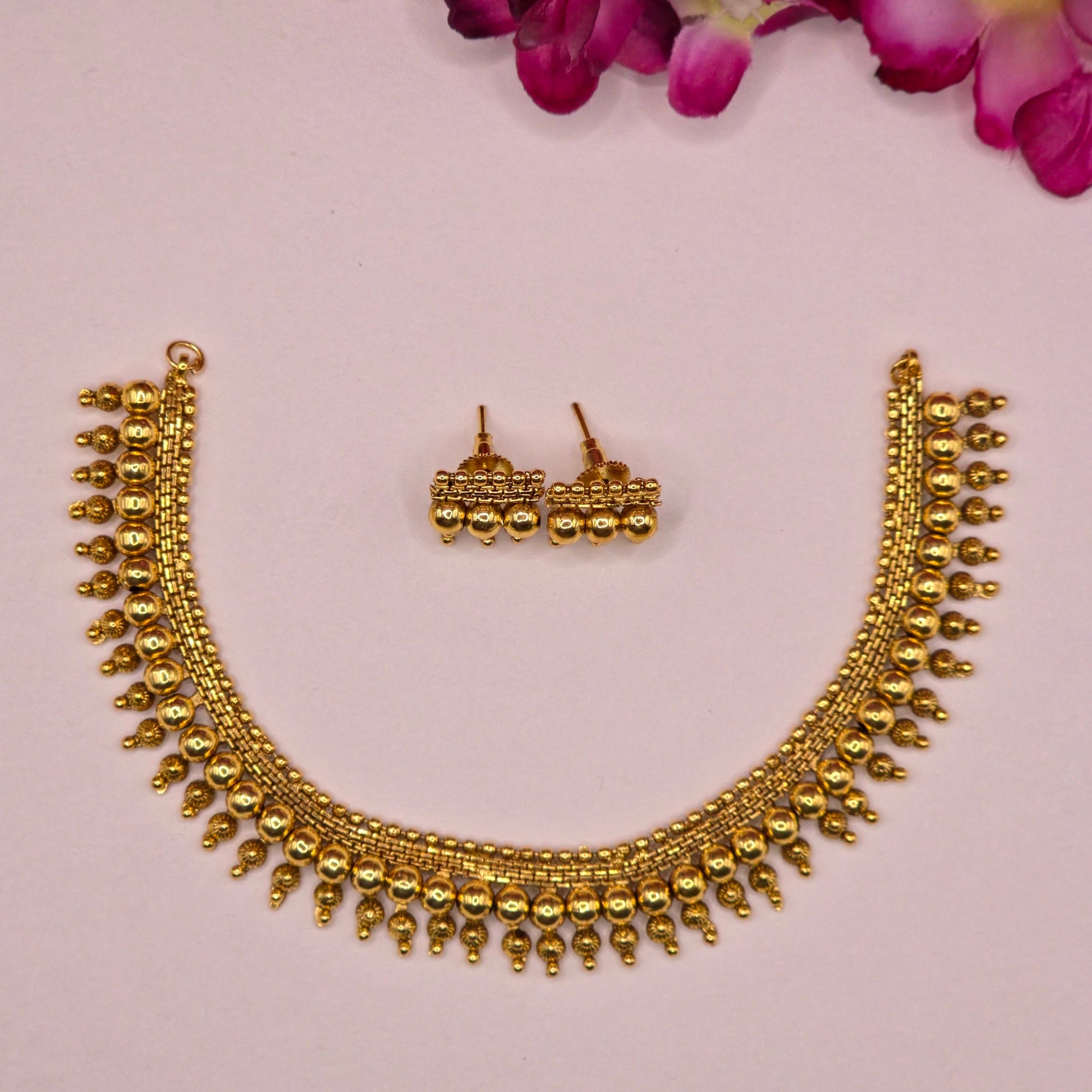 Classic Antique Gold Choker Set