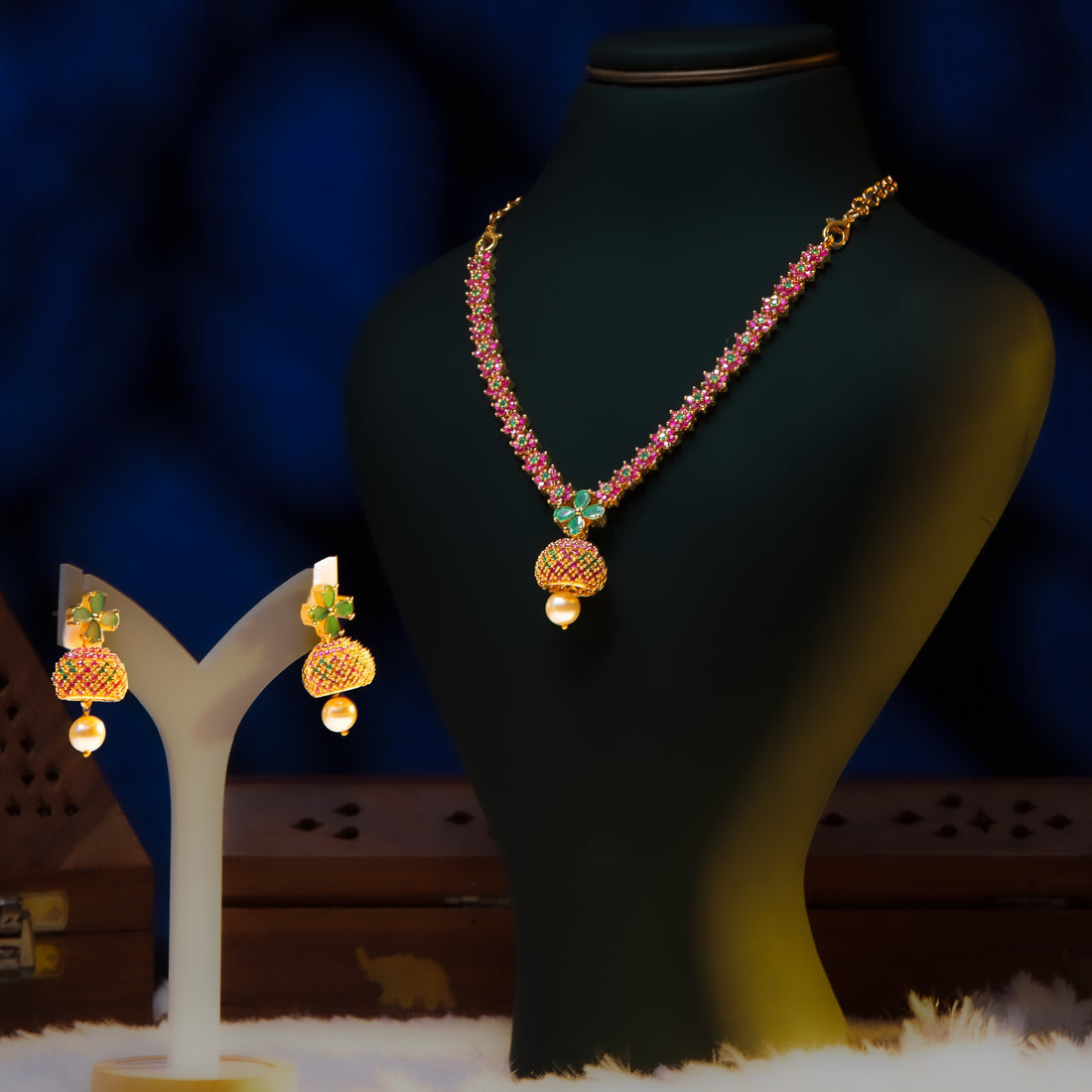 Emerald Bloom Pearl Drop Necklace Set