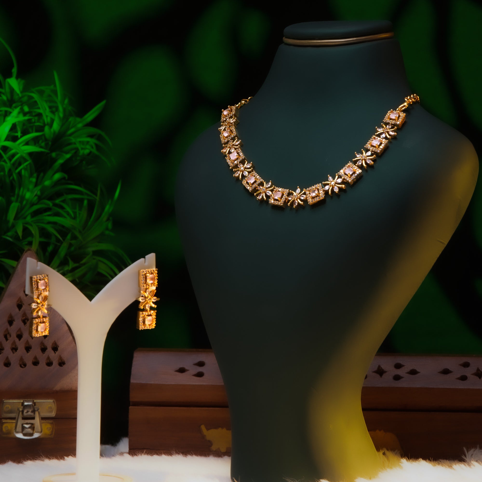 Rose-Glow Geometric Floral Set