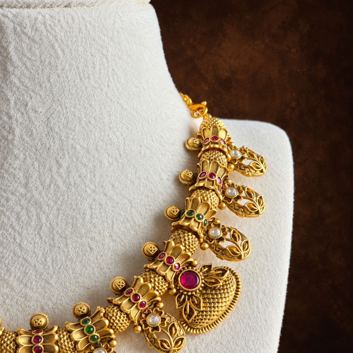 Elephant Temple Necklace Set