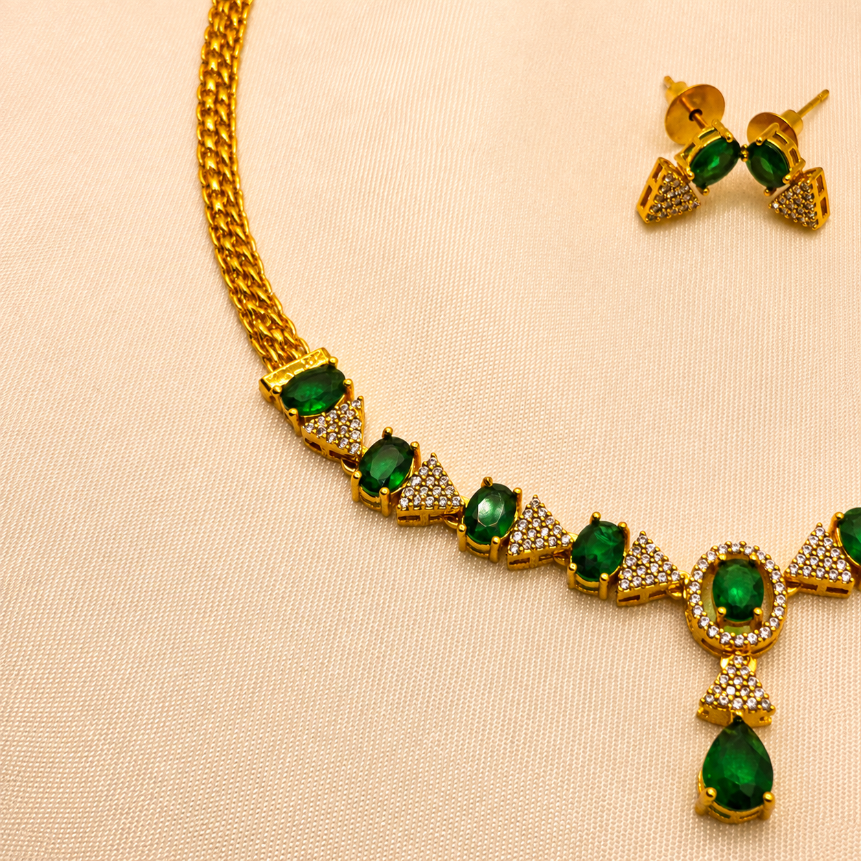 Emerald Green Designer Necklace Set