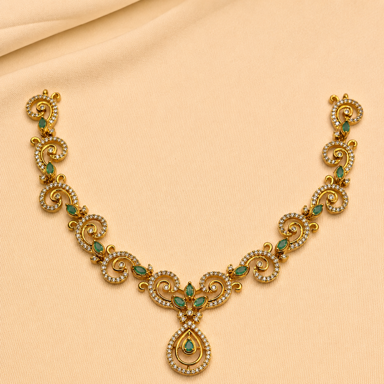 Emerald Spiral Designer Necklace Set