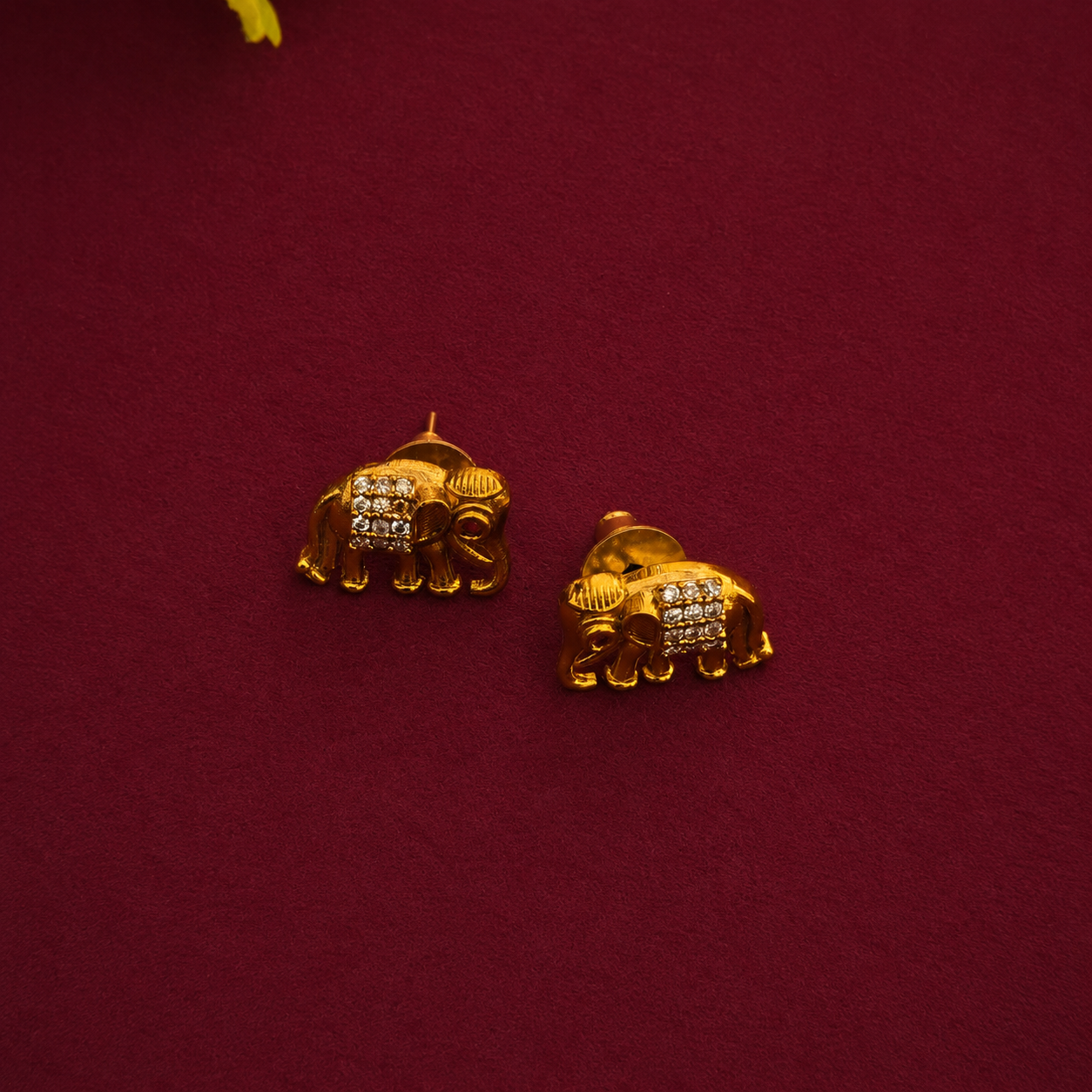 Elephant Motif Temple Necklace Set