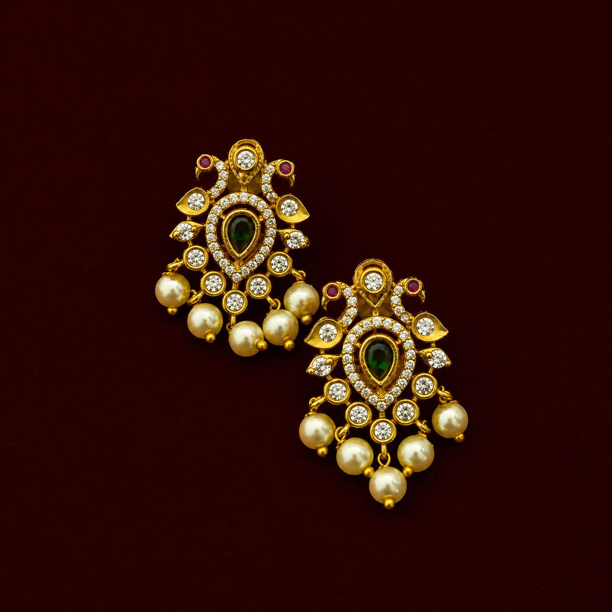 Kundan Pearl Pendant Necklace Set