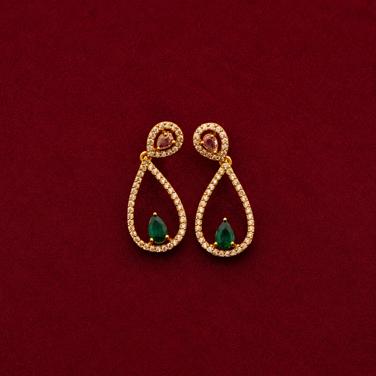 Emerald Teardrop Necklace Set