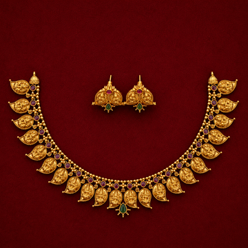 Lakshmi Paisely Necklace Set