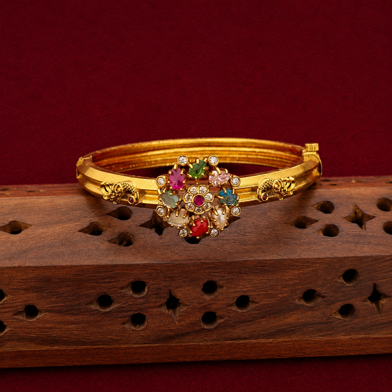 Navaratna Floral Kada