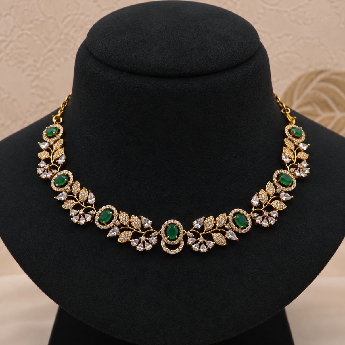 Emerald Leaf Necklace Set