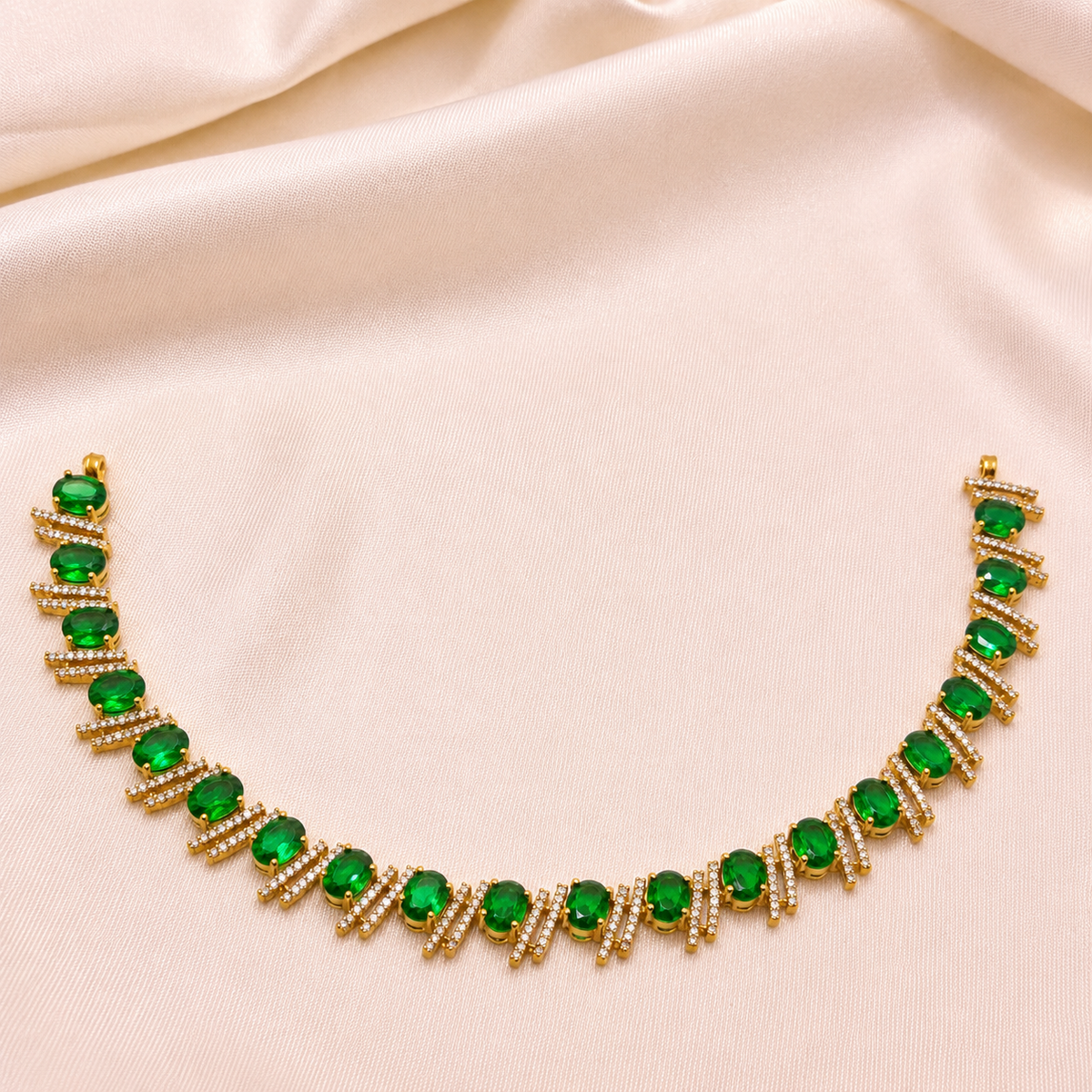 Emerald Geometric Necklace Set