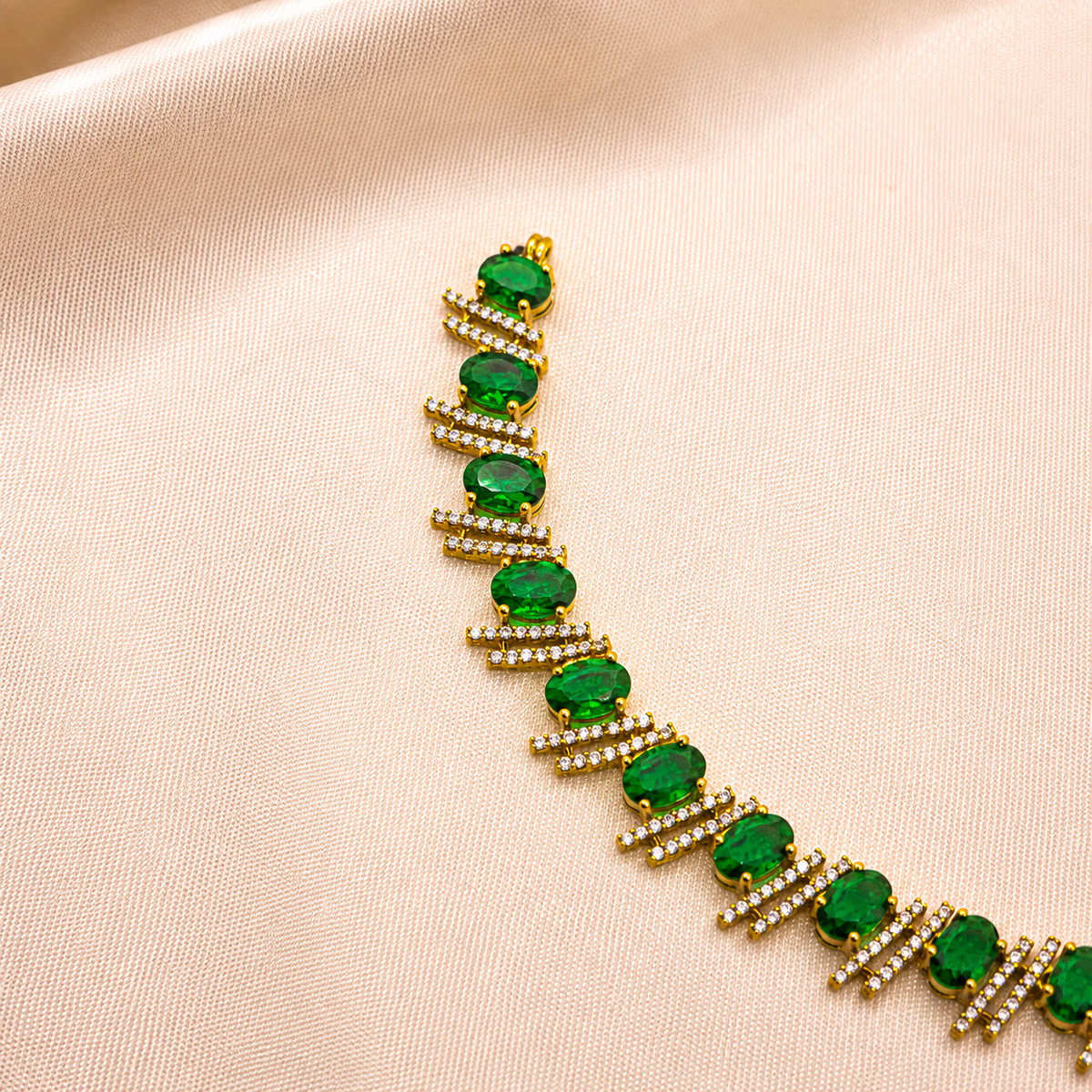 Emerald Geometric Necklace Set