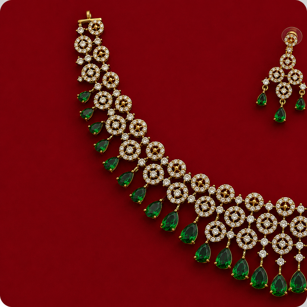 The Emerald Heirloom Choker Set
