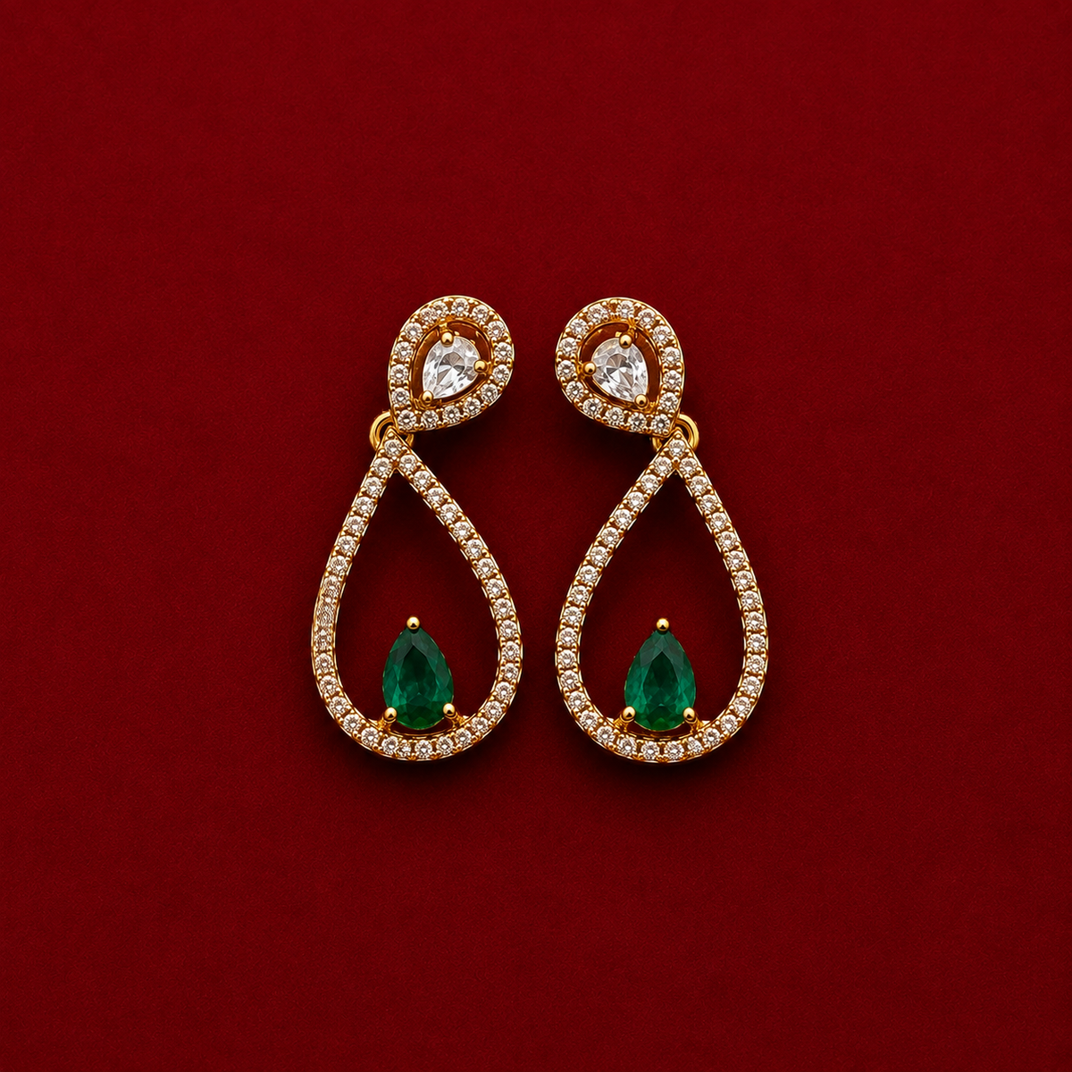 Emerald Teardrop Necklace Set
