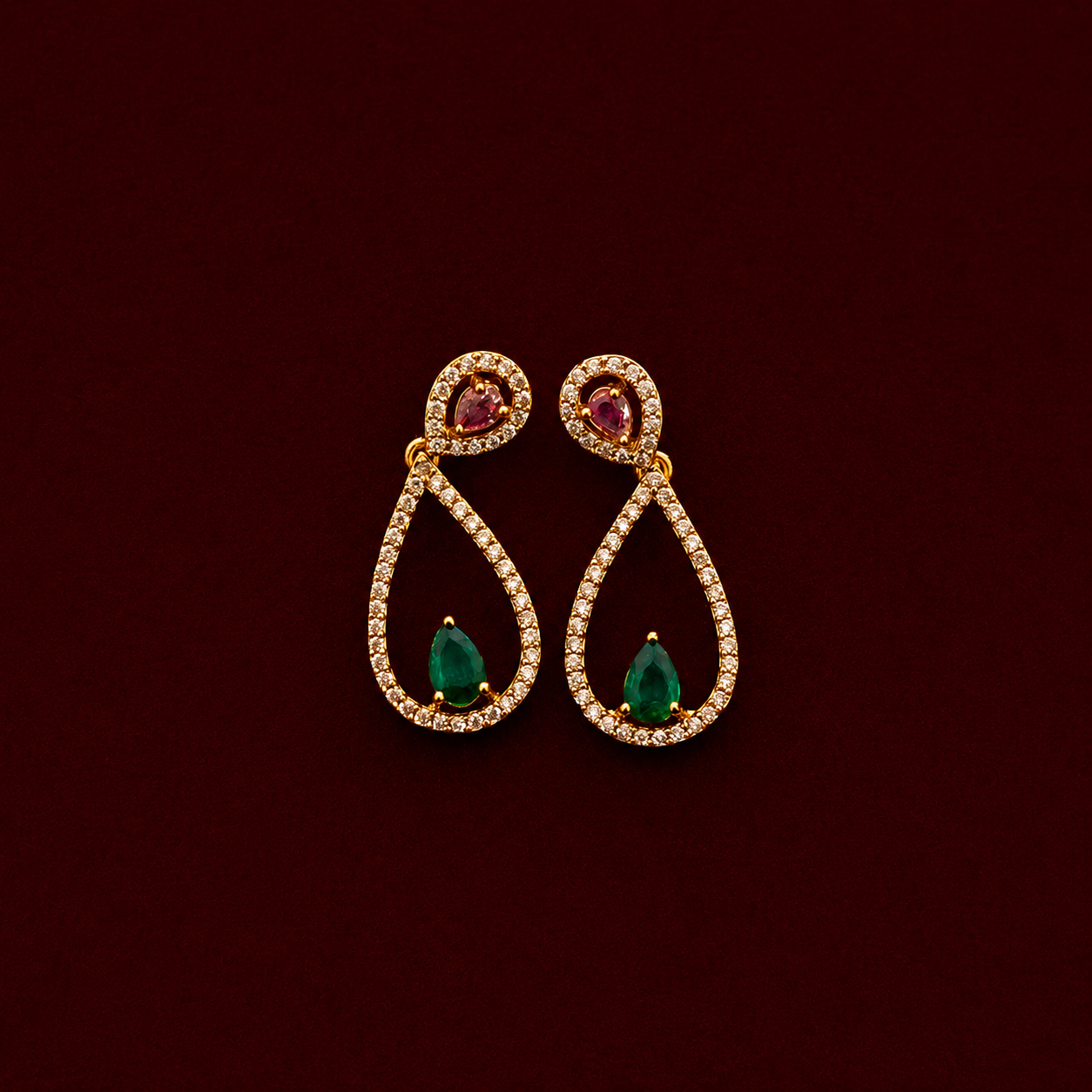 Emerald Teardrop Necklace Set
