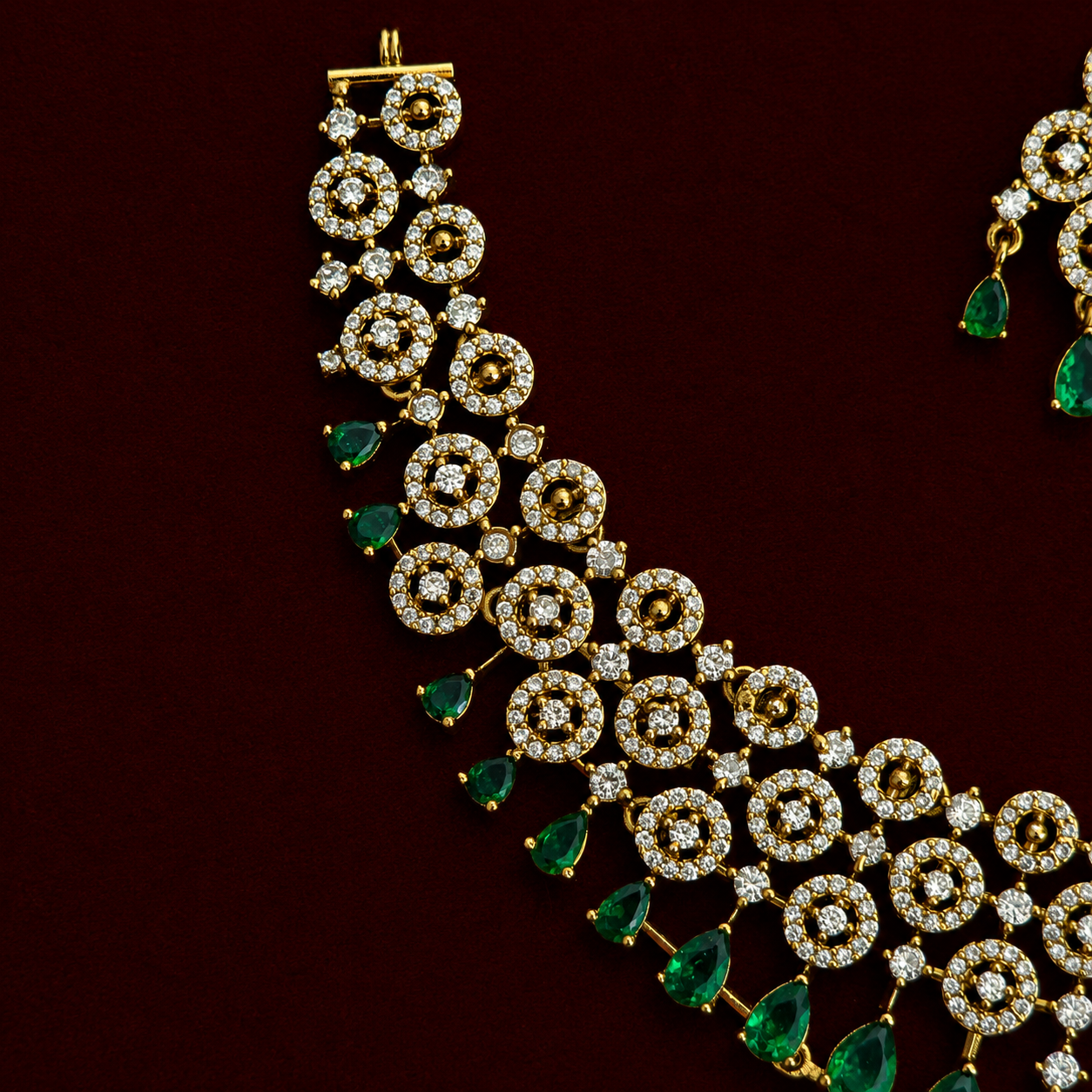 The Emerald Heirloom Choker Set