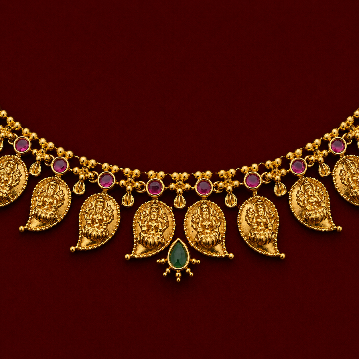 Lakshmi Paisely Necklace Set