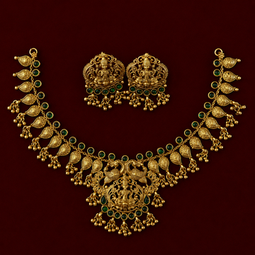 Lakshmi Emerald Antique Necklace Set