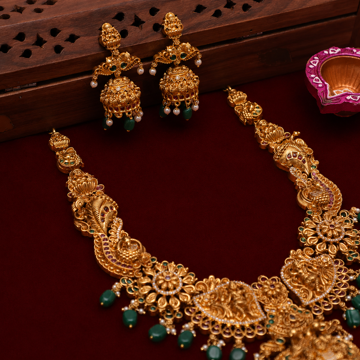 Vaibhava Chakra Heritage Haram