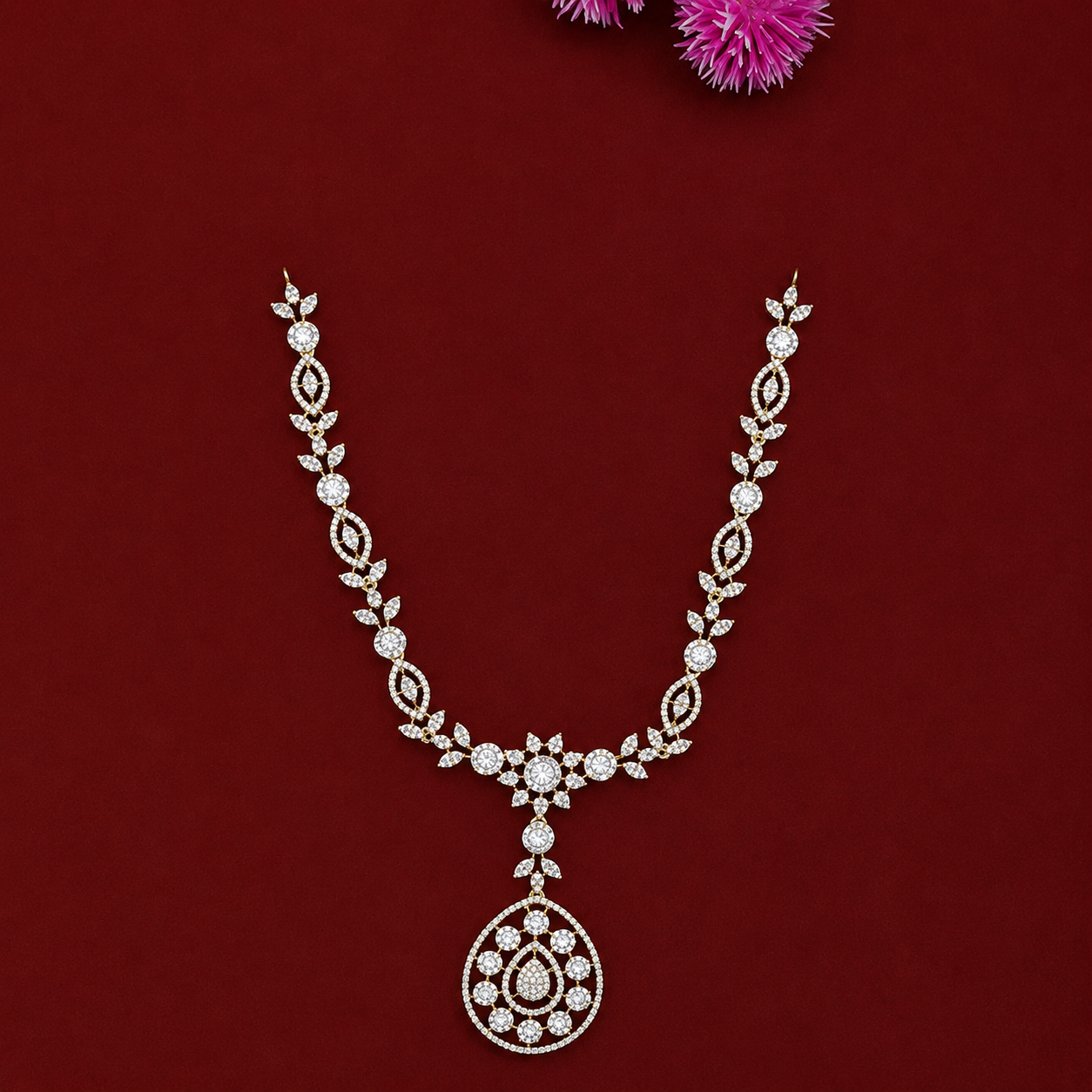 Aurelia AD Pendant Neckpiece