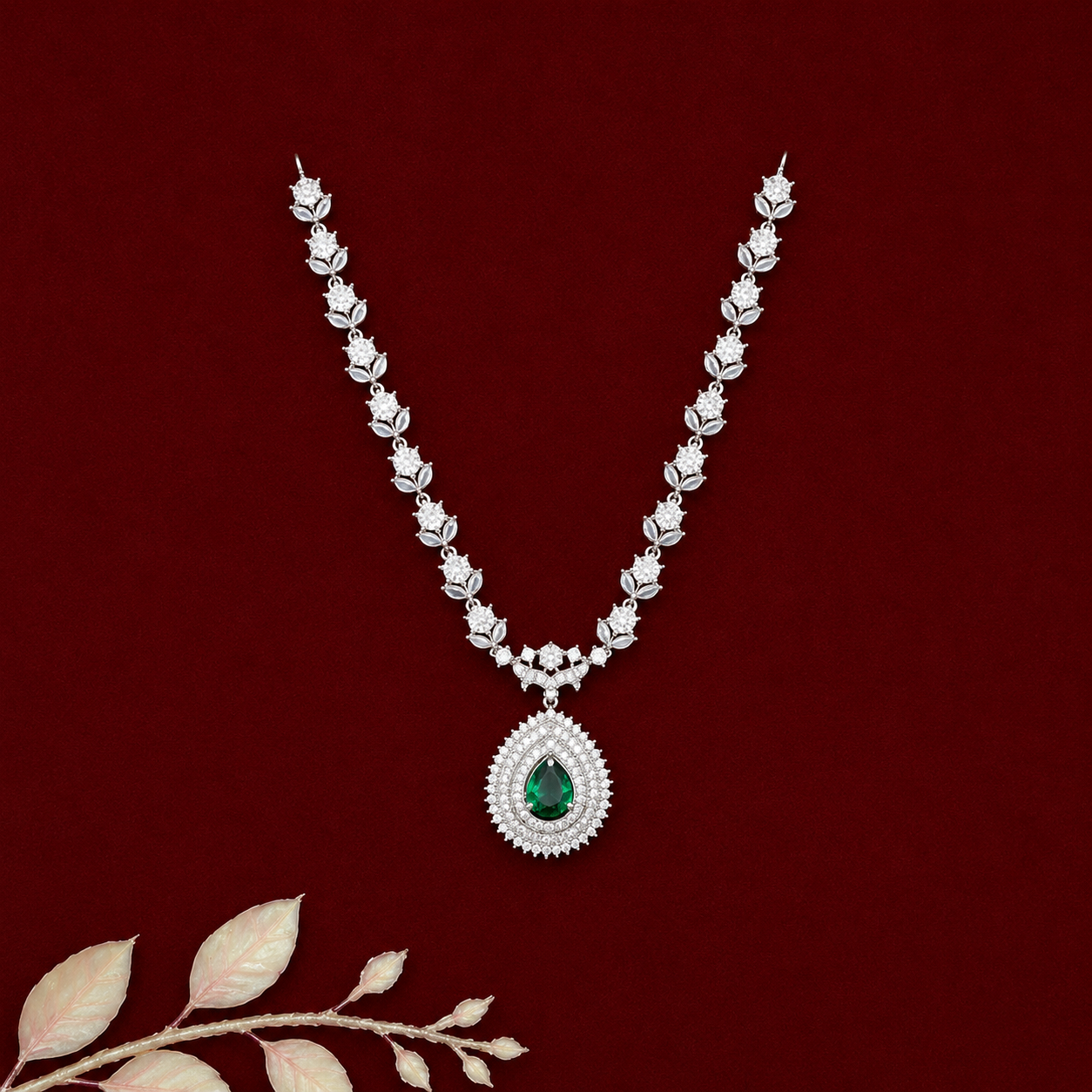 Emerald Silver Cascade AD Neckset