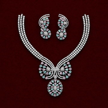 Royal Ivy Zircon Necklace