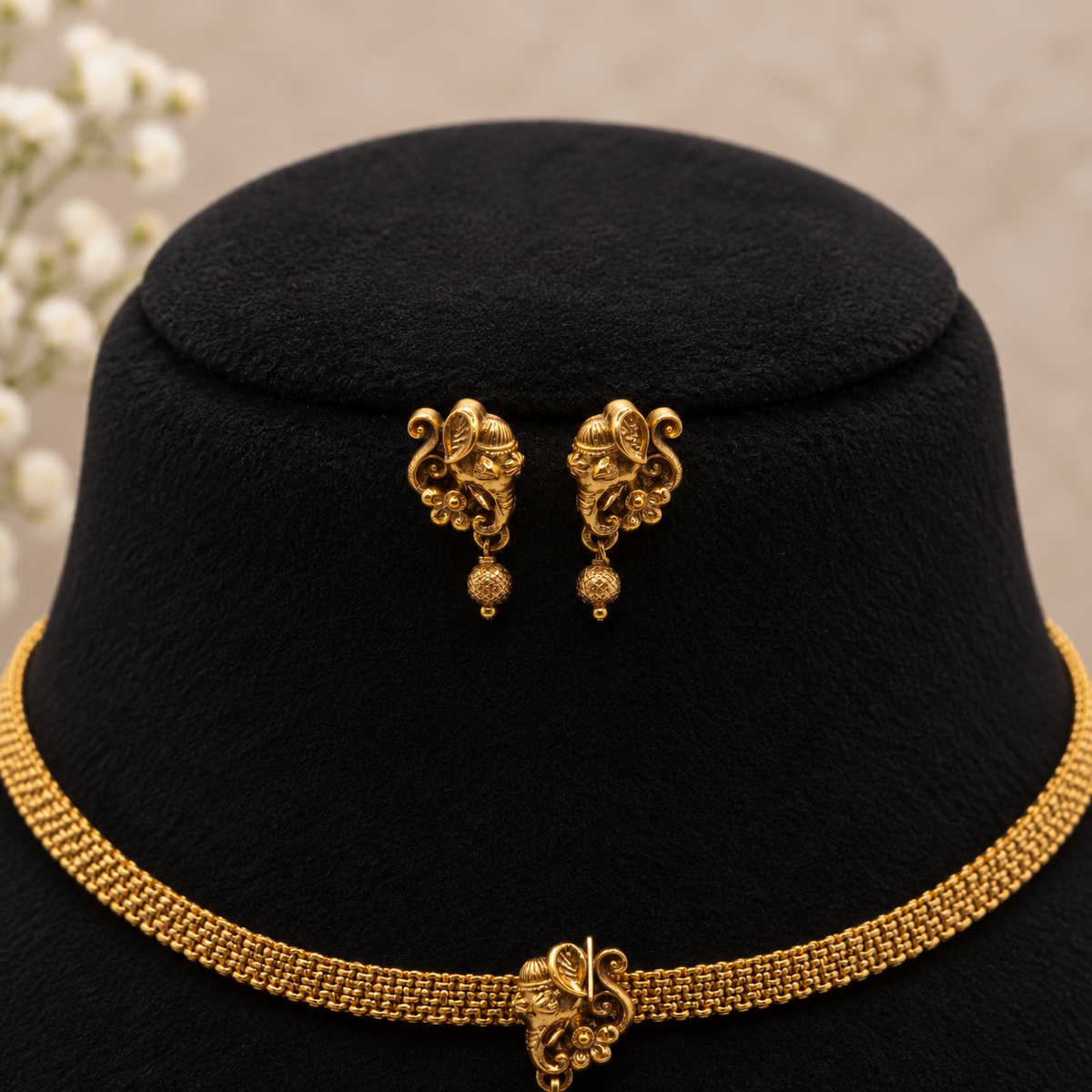 Antique Gold Paisley Choker Set