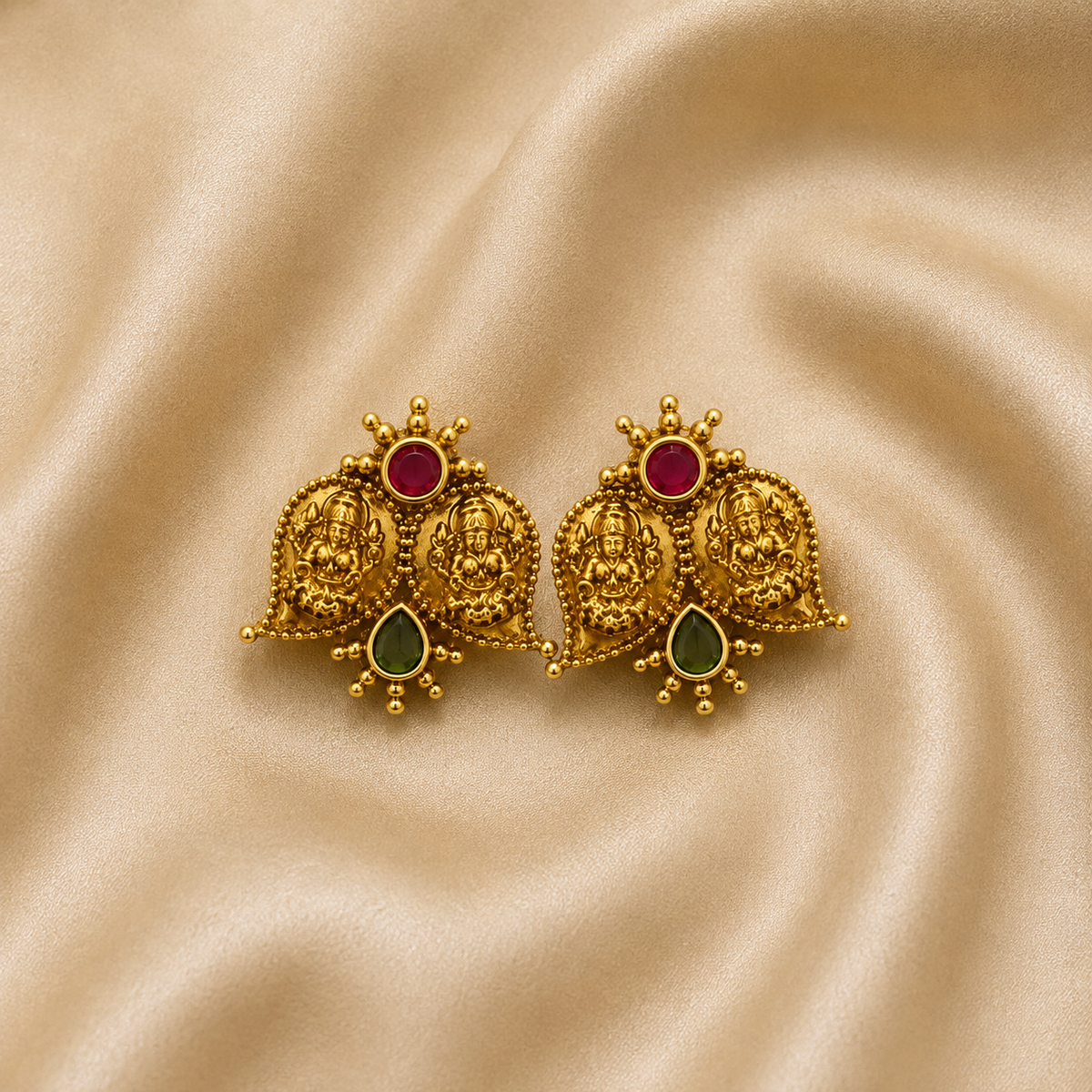 Lakshmi Paisely Necklace Set