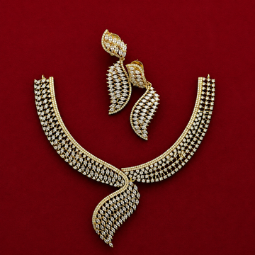 Elegant CZ Leaf Necklace Set