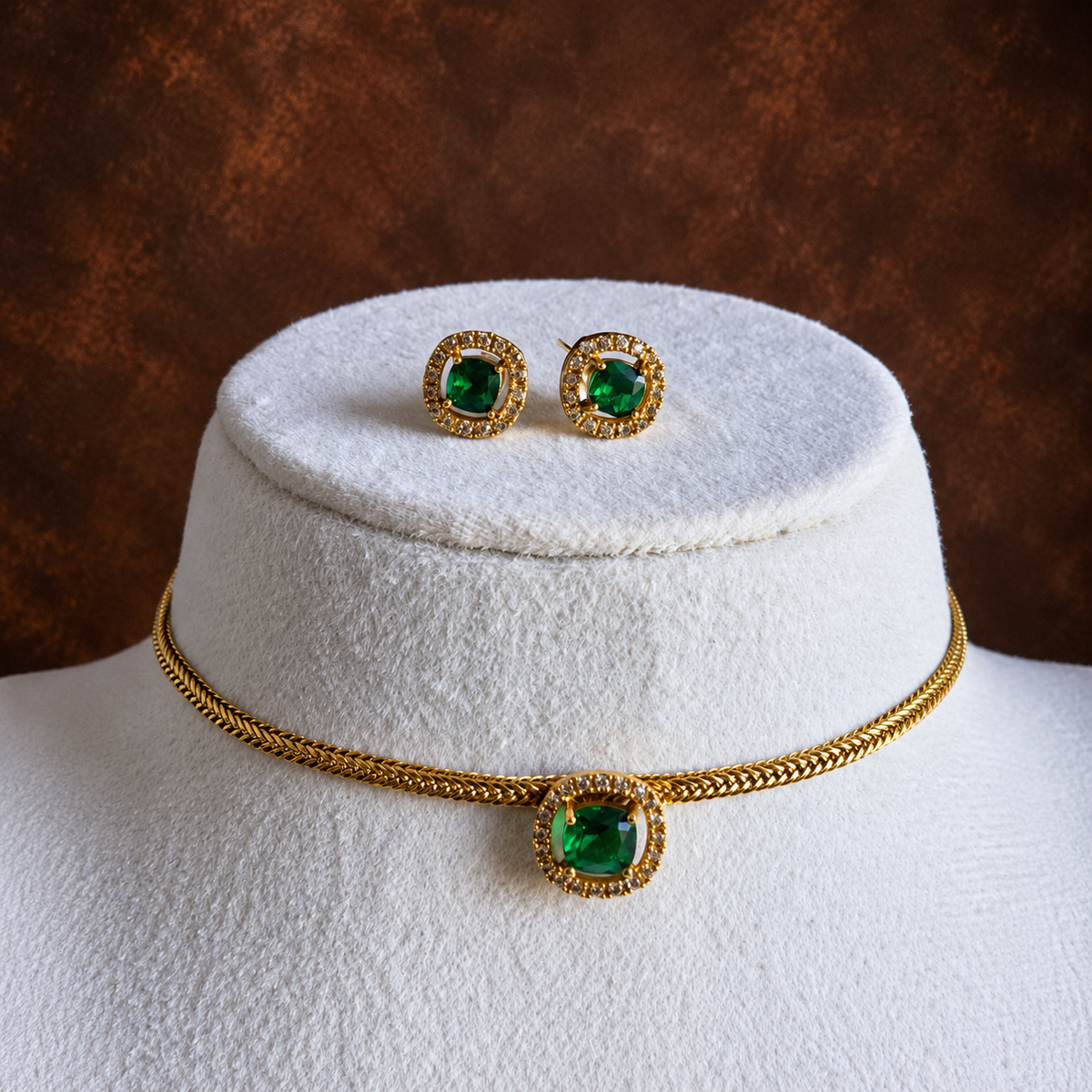 Emerald Square Stone Choker Set