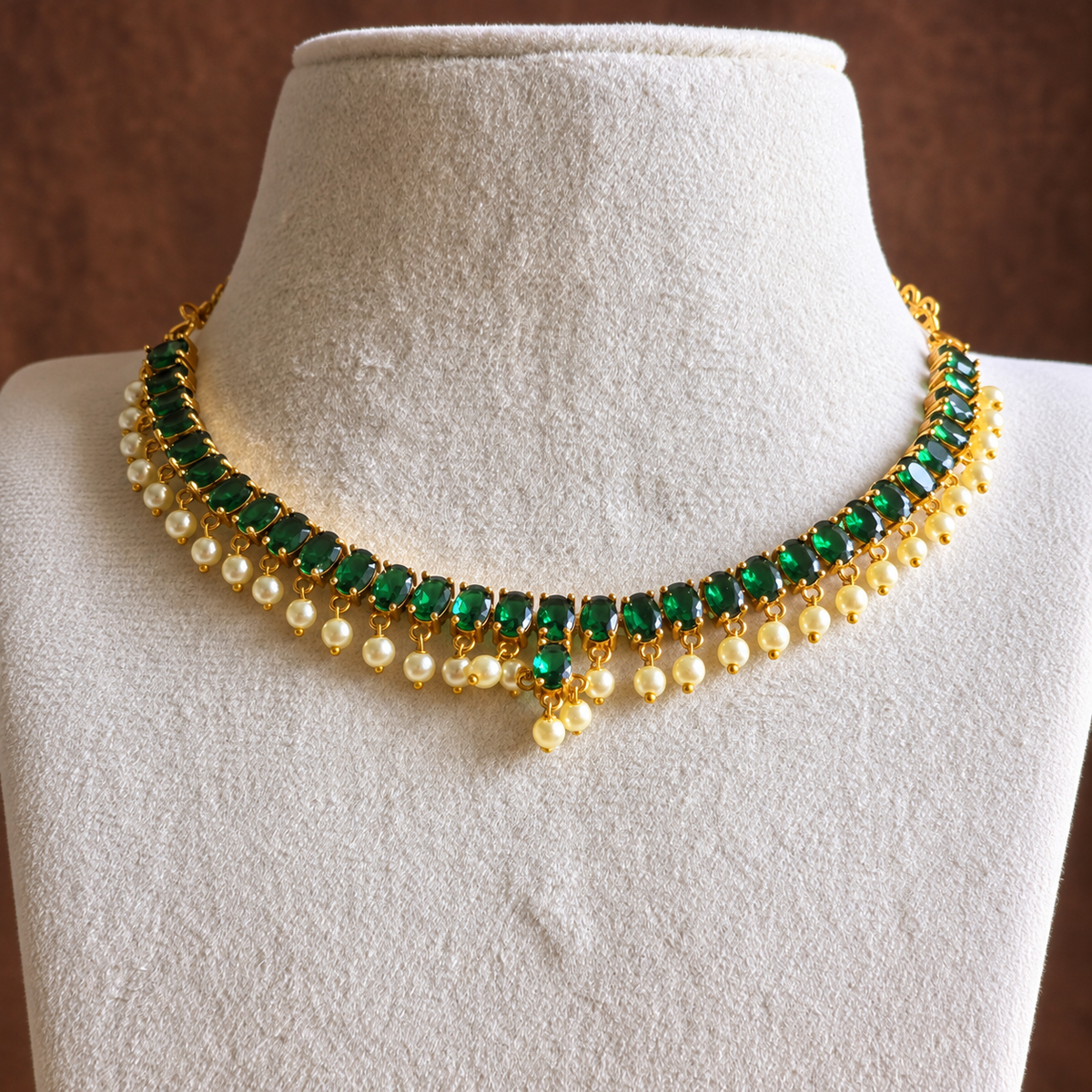 Green Stone Pearl Drop Necklace Set