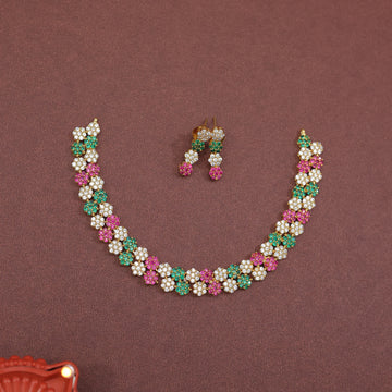 MULTICOLORED FLORAL BLOSSOM NECKLACE