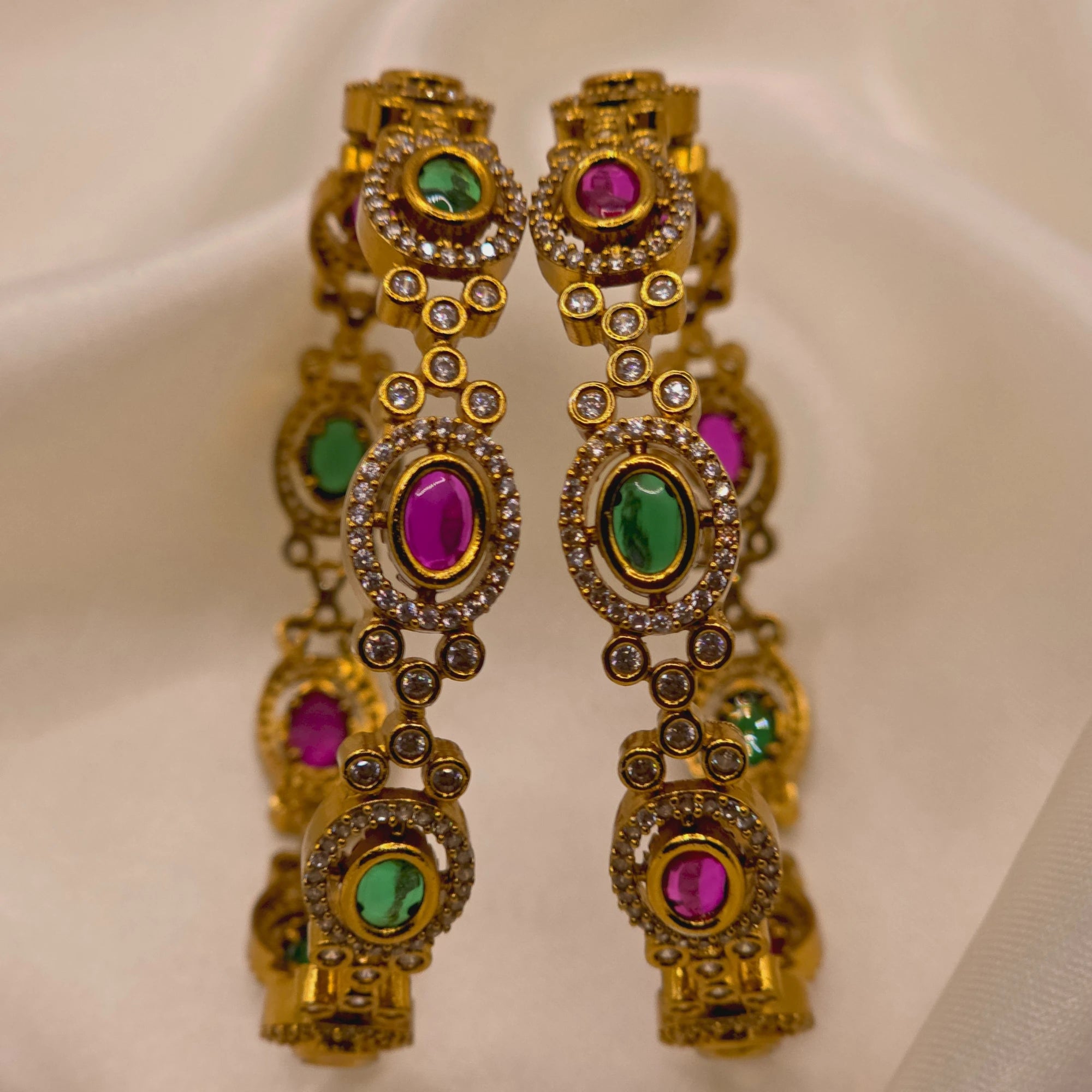 ROYAL LUXE AD BANGLES