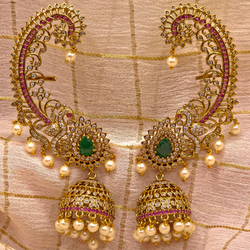 EMERALD PEACOCK EARCUFFS