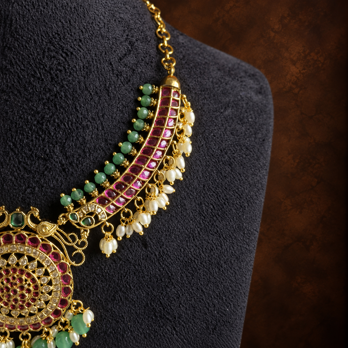 Antique Gold Ruby Green Pearl Necklace Set