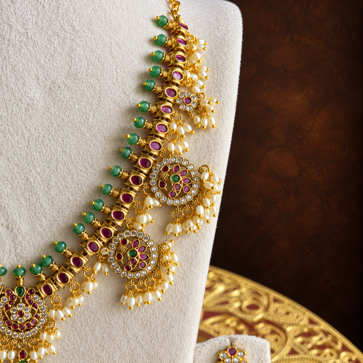 Antique Gold Ruby Green Bead Necklace Set