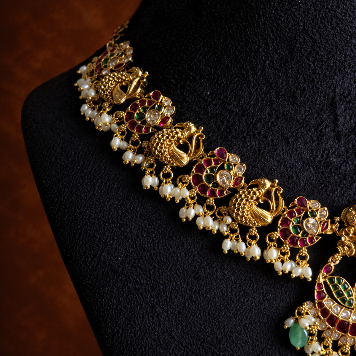 Peacock Temple Pearl Choker Set